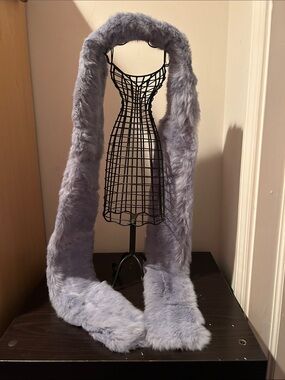 Soft Fur Scarf in Dusty Lavender